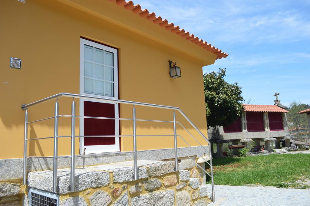 Casa Do Rancho - Turismo Rural Paranhos  Exteriör bild